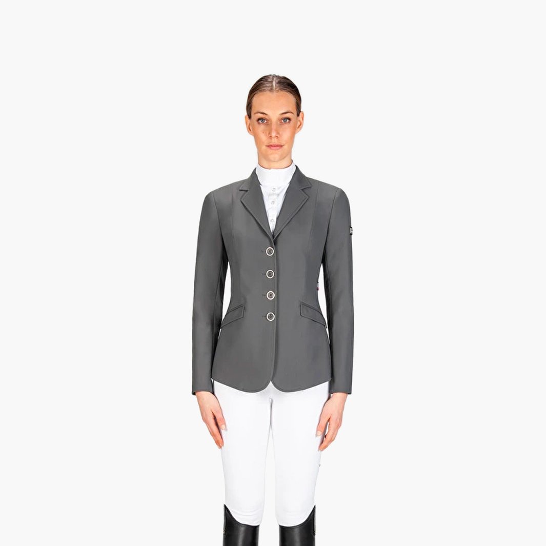 Veste de Compétition Grise | Vêtements d'Equitation pour Femmes | Collection pour Cheval Début de Mi-Saison Veste de Compétition Grise | Vêtements d'Equitation pour Femmes | Collection pour Cheval Début de Mi-Saison